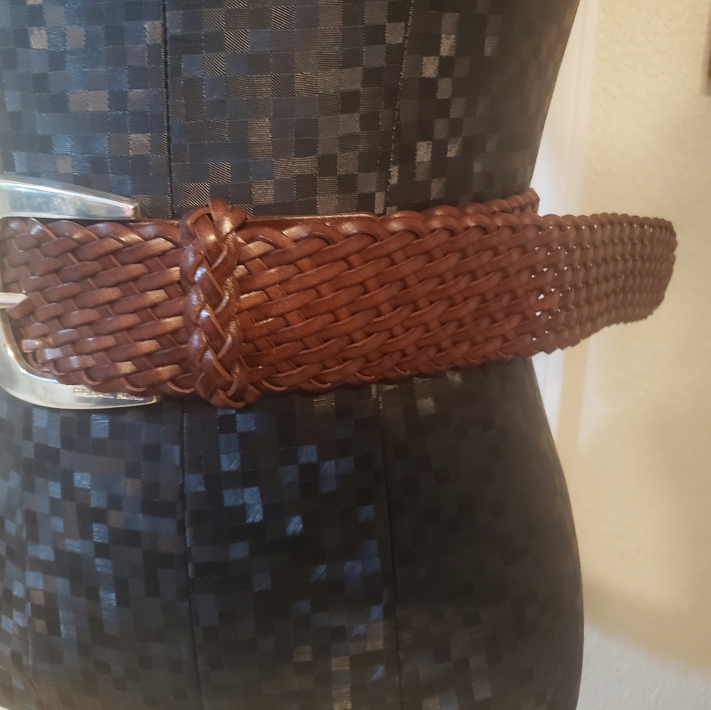 Belt - Picture 3 of 6